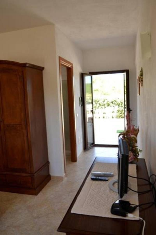 Agriturismo Lu Stabbiacciu อาเญ็นตู ภายนอก รูปภาพ
