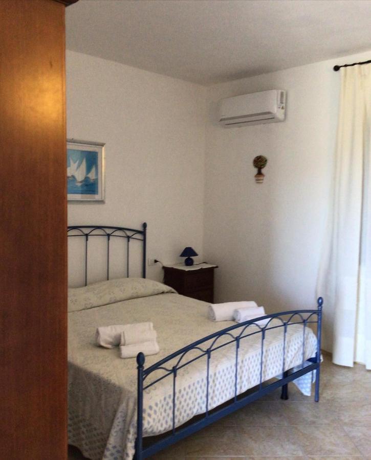 Agriturismo Lu Stabbiacciu อาเญ็นตู ภายนอก รูปภาพ