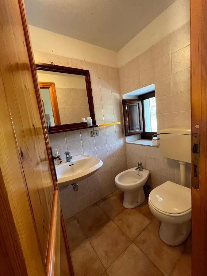 Agriturismo Lu Stabbiacciu อาเญ็นตู ภายนอก รูปภาพ